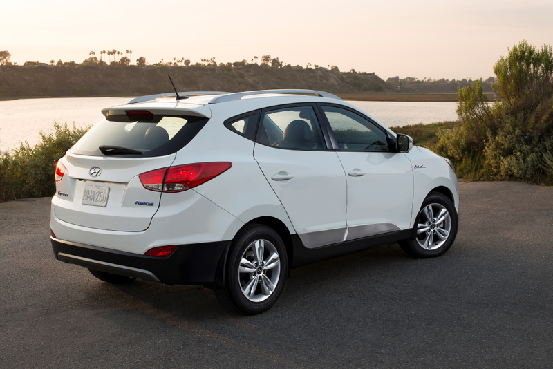 Illustration for article titled Californians Can Lease A Fuel Cell Hyundai Tucson With Free Refills